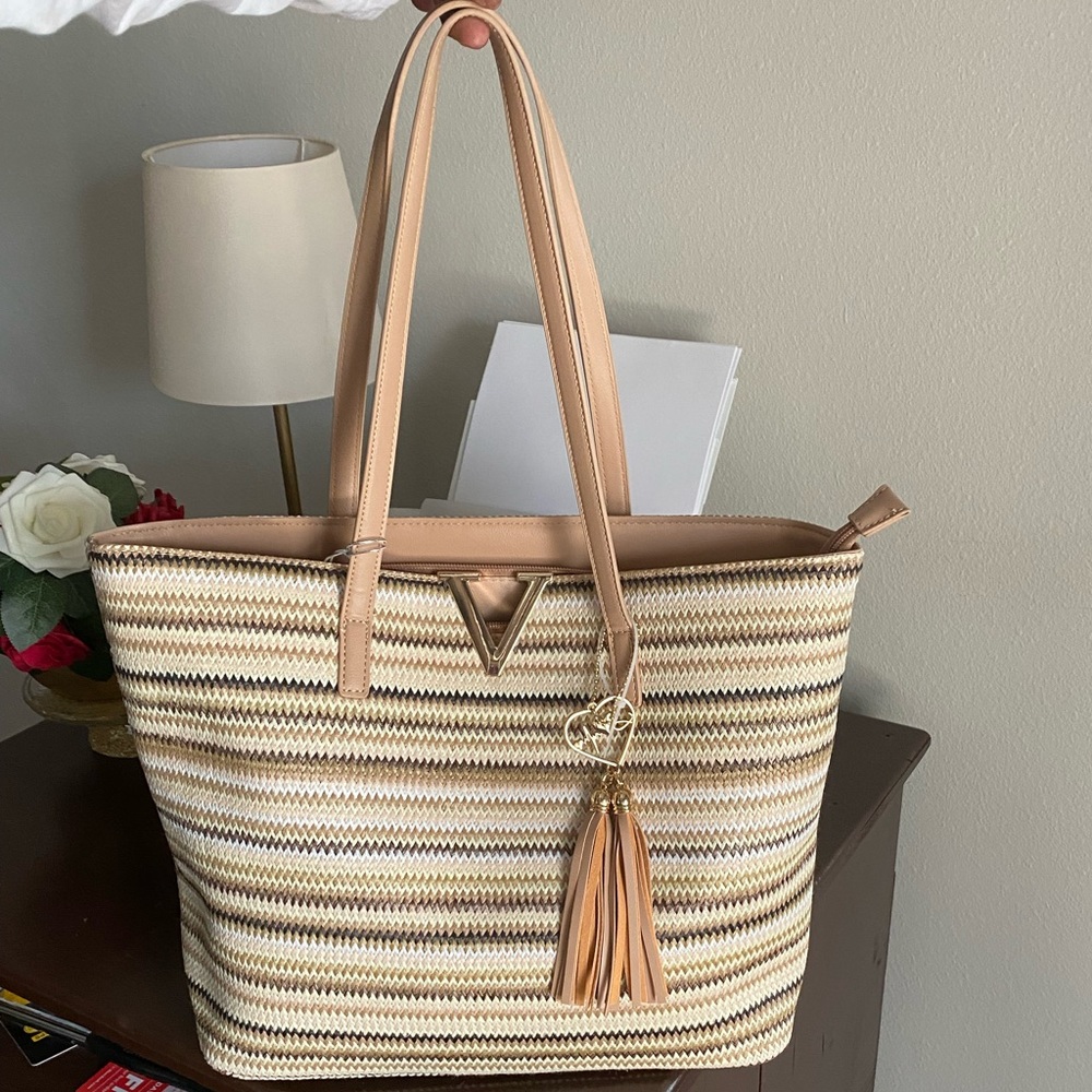 Crossi hand bag